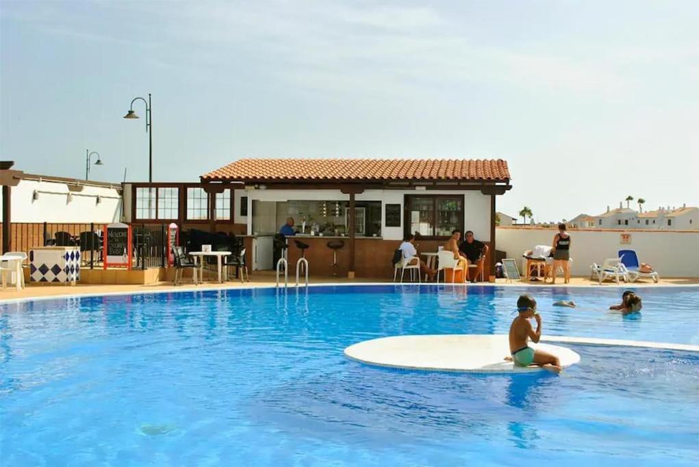 Oasis Retreat 793 - Appartamento Con Piscina A Amarilla Golf 圣米格尔德阿沃纳 外观 照片